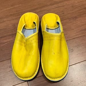 moroccan slippers size 9 never worn